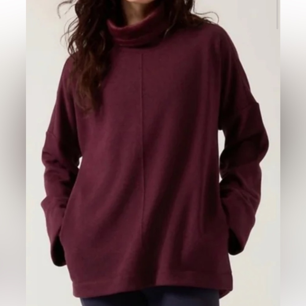Athleta Women's Burgundy Turtleneck Sweater
